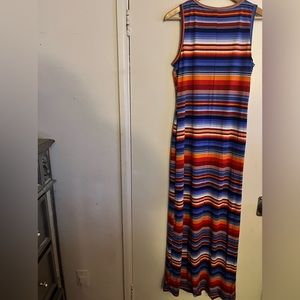 Sleeveless multicolored maxi dress